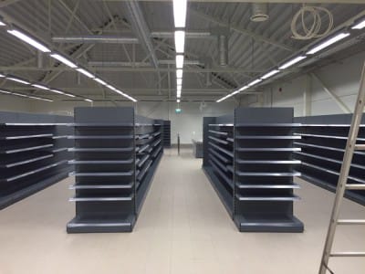 Myymälähyllyt ja laitteet - toimitus ja kokoonpano - VVN.LV 4